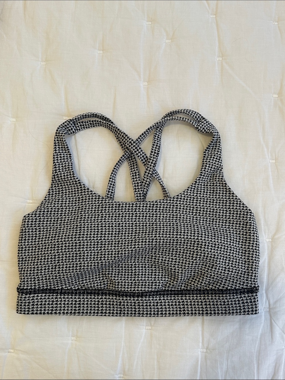 lululemon athletica Black and White Houndstooth Energy Sports Bra - size 6